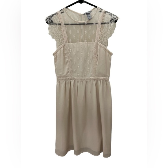H+M Beige Lace Mini Dress Size Small / 6 - Picture 1 of 7